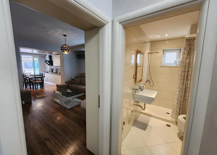 Apartment Sweet Luxury